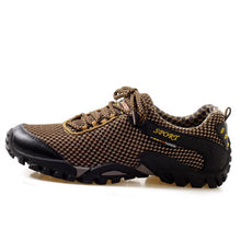 2017 Outdoor Sport shoes men Brand Hiking Shoes Sneakers men shoes Trekking Mountain Climbing Walking Anti-skid Off-road NE71